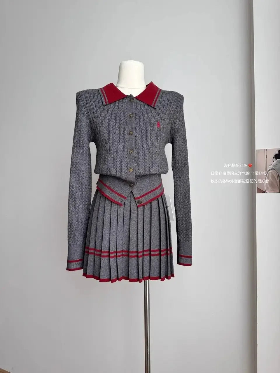 Autumn and Winter Korean Edition New Knitted Set Sweet College Style Knitted Sweater+pleated Skirt Fashion Two piece Set